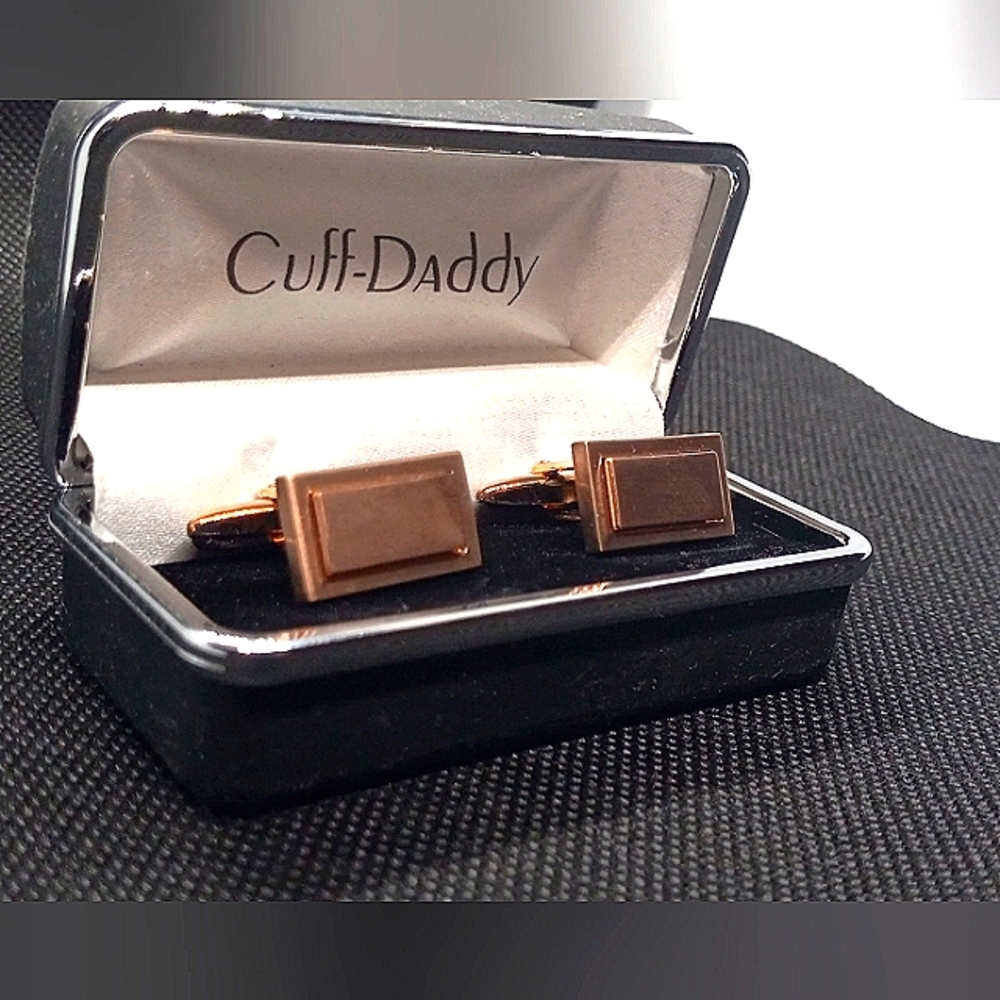 New in Box Cuff-Daddy Cuff Links - Picture 4 of 4